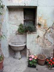 Xtrallusion photo gallery of Italy. Photos, pictures, images and photographs of the Italian Rivieras, the Italian Lakes, the Italian Alps, the Cinque Terre, the Amalfi coast and some of the most beautiful corners of Italy. Plus photos of Italian cities such as Pisa, Milan, Genoa and Rome.